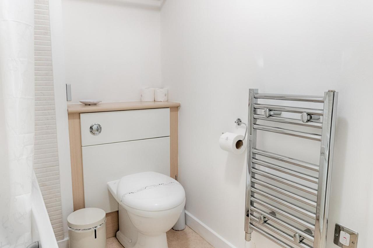 Parking, Balcony, Fully Equipped Kitchen Apartment Swansea Exterior foto