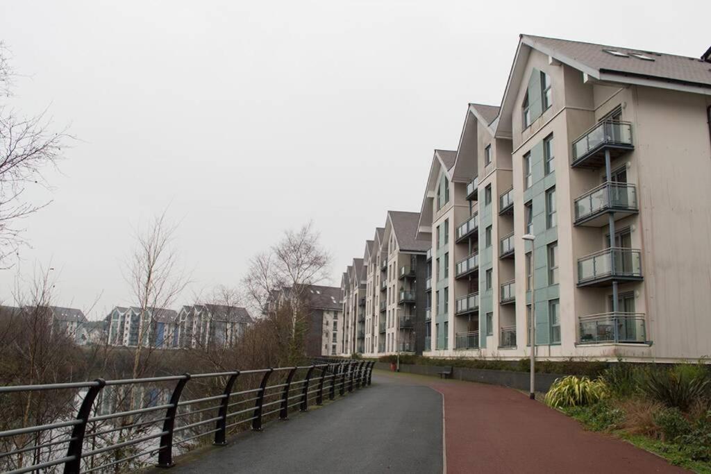 Parking, Balcony, Fully Equipped Kitchen Apartment Swansea Exterior foto