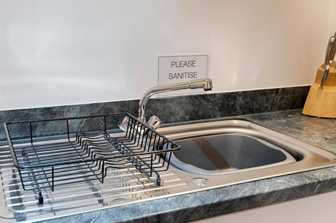 Parking, Balcony, Fully Equipped Kitchen Apartment Swansea Exterior foto